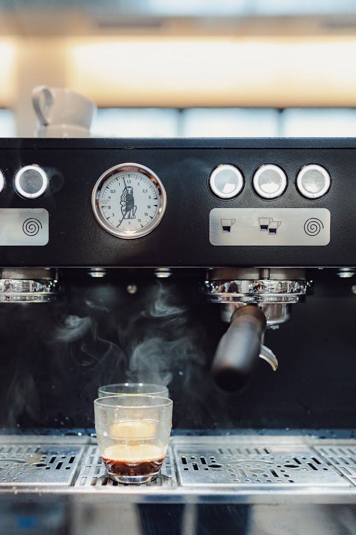 Coffee at Alf & Bet, specialty coffee shop in Prague