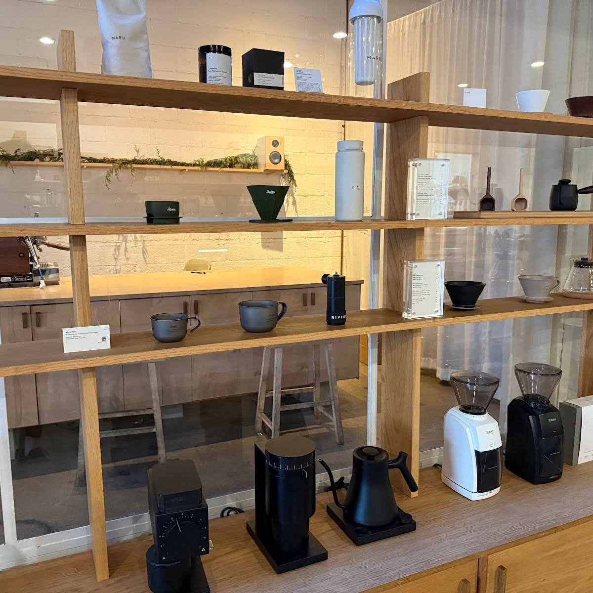 Maru Coffee specialty coffee shop in Los Angeles - photo 8