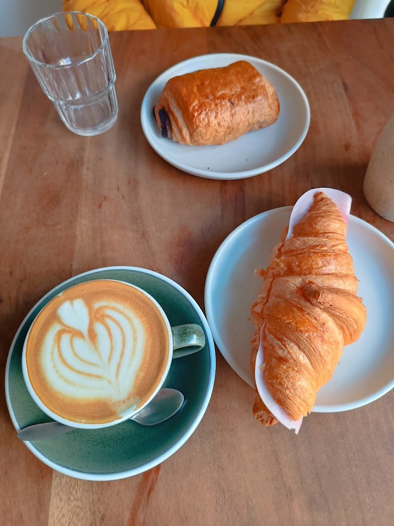 A20 - Specialty coffee & Food specialty coffee shop in Lisbon - photo 8