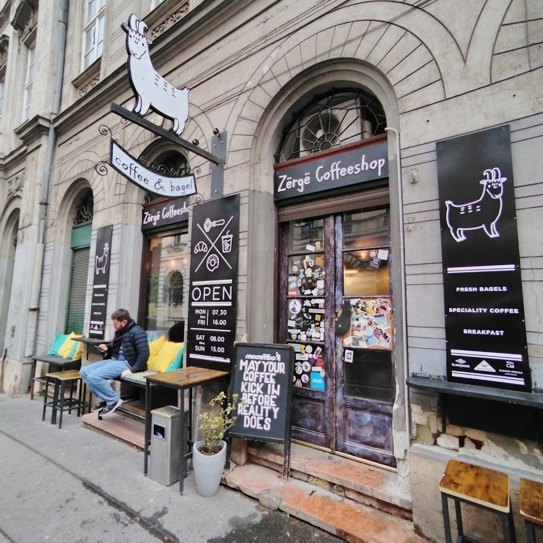 Zërgë Coffeeshop specialty coffee shop in Budapest - photo 4