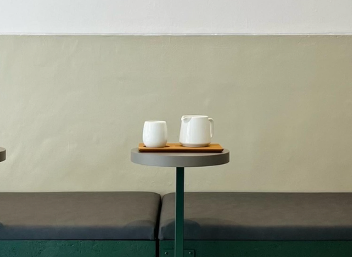 Interior of nexpect coffee, specialty coffee shop in Tokyo