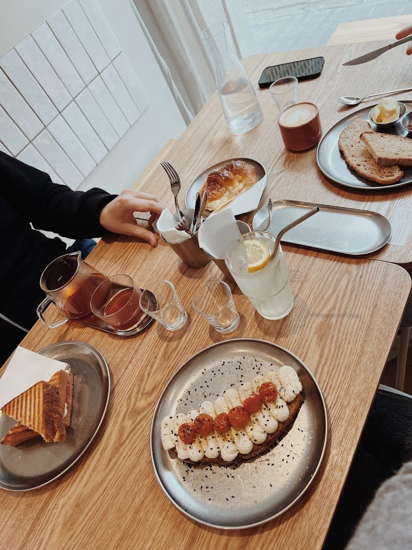 Sula Espai specialty coffee shop in Barcelona - photo 4