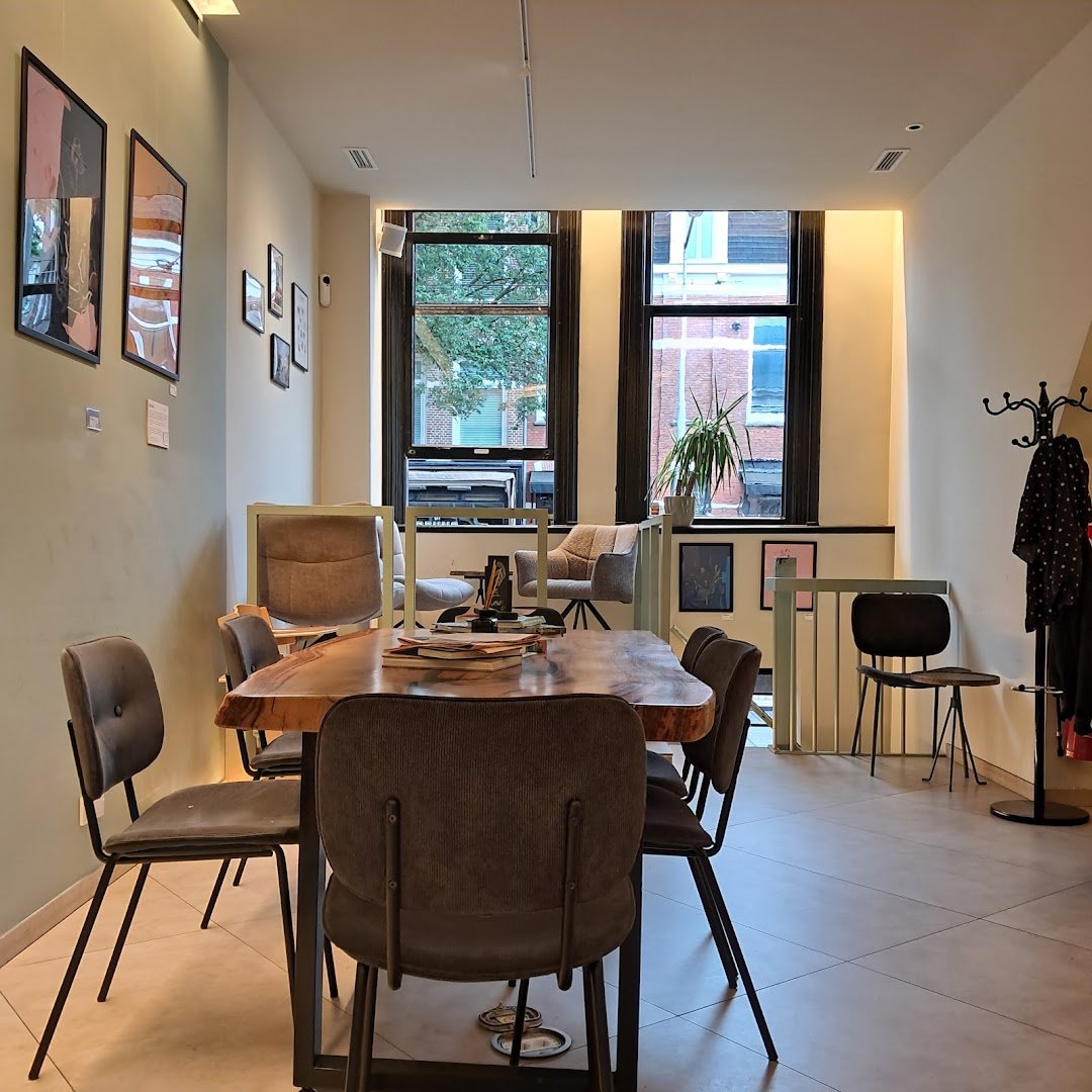 Clapham Specialty Coffee specialty coffee shop in Amsterdam - photo 7