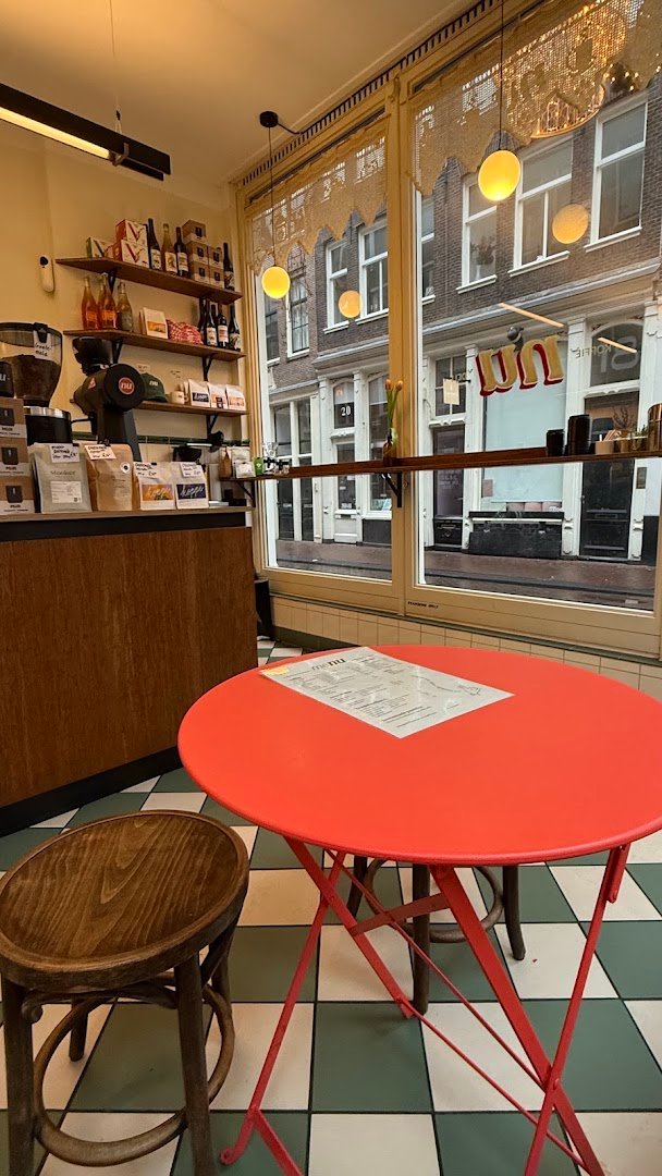 NU koffie & delicatessen specialty coffee shop in Amsterdam - photo 7