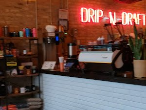 Dark Matter Coffee - Soft Parade specialty coffee shop in Chicago - photo 7