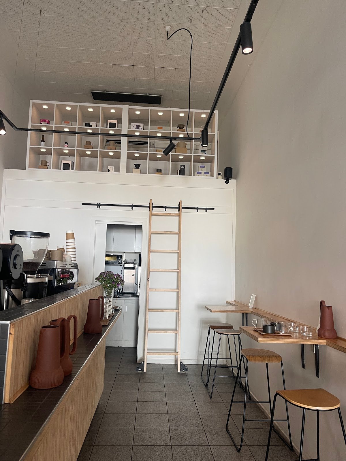 Path Melbourne specialty coffee shop in Melbourne - photo 7