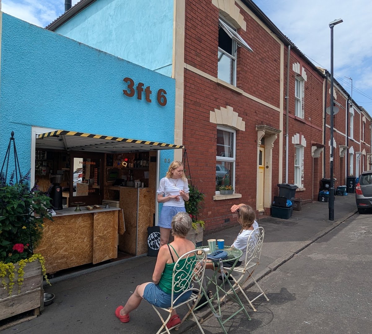 3ft 6 specialty coffee shop in Bristol - photo 5