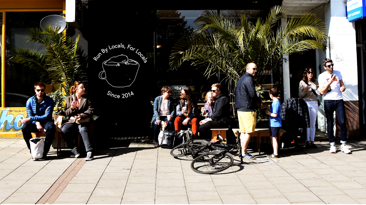 F. Mondays specialty coffee shop in London - photo 3