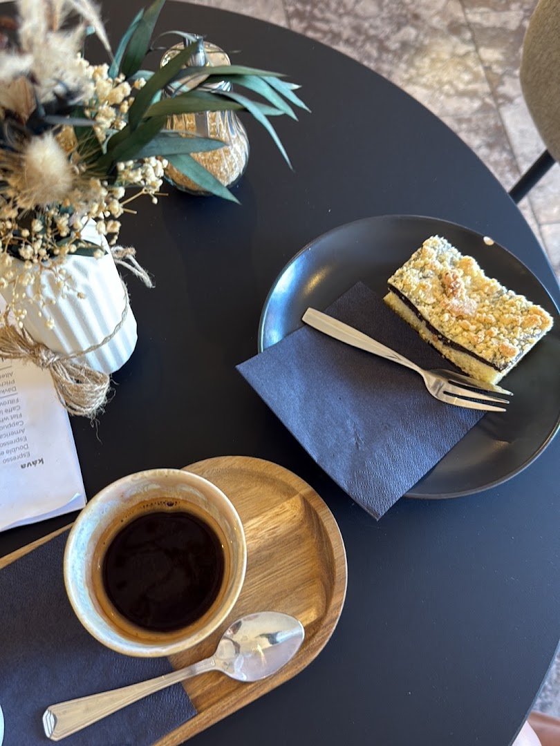 Coffee at Penguin Coffee Strašnice, specialty coffee shop in Prague