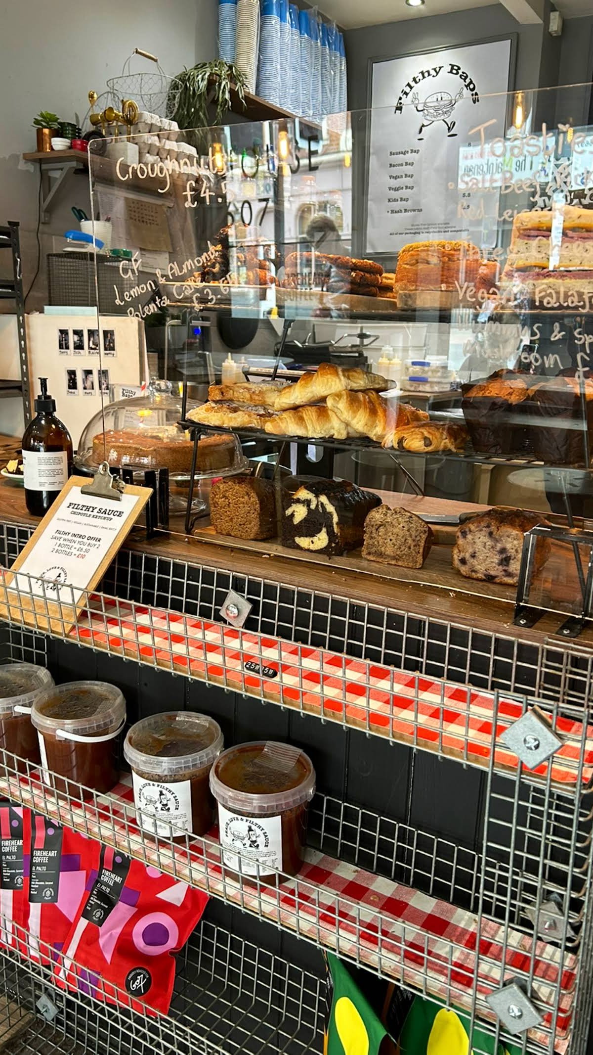 COFFEE HOUSE 607 specialty coffee shop in London - photo 8