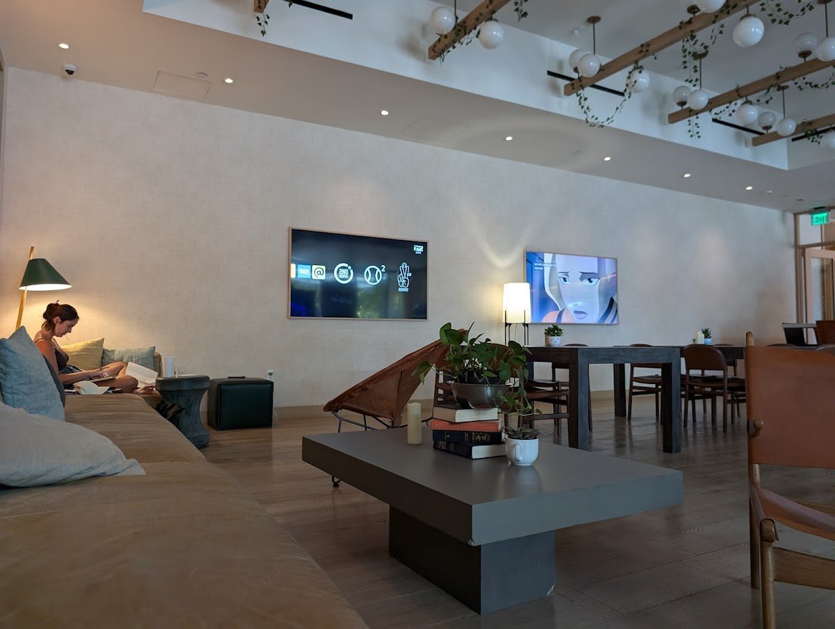 Cuvee Coffee & Bar specialty coffee shop in Austin - photo 6