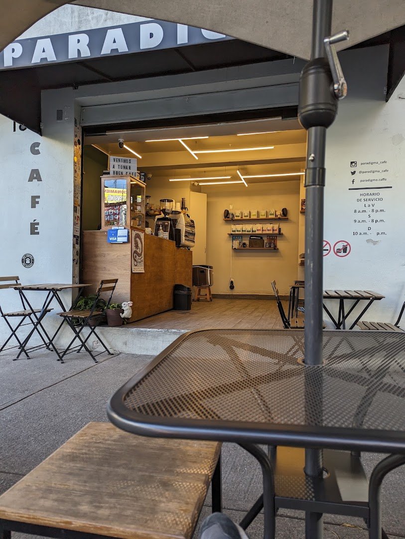 Storefront of Paradigma Café, specialty coffee shop in Mexico City