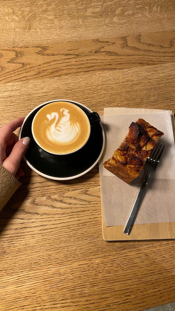 The Barn Café Rosenthaler Platz specialty coffee shop in Berlin - photo 4