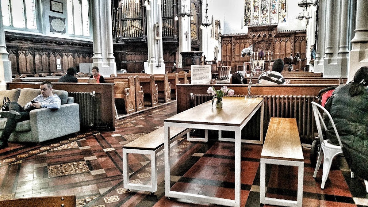 Host Café specialty coffee shop in London - photo 2