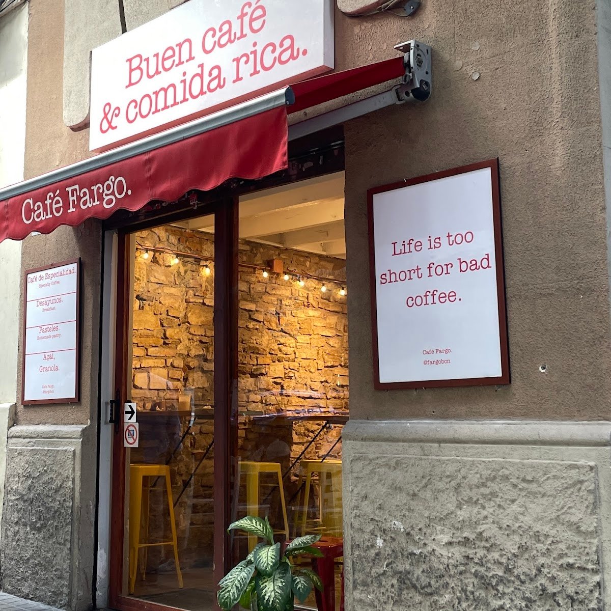 Café Fargo Specialty Coffee Sagrada Familia specialty coffee shop in Barcelona - photo 3