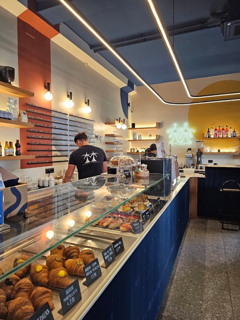 Interior of Cafezal Brunch & Specialty Coffee Hub, specialty coffee shop in Milan