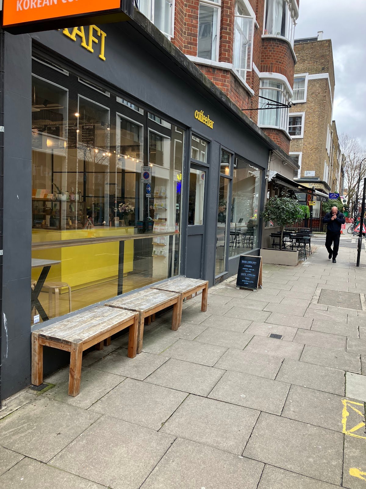 Kafi specialty coffee shop in London - photo 4