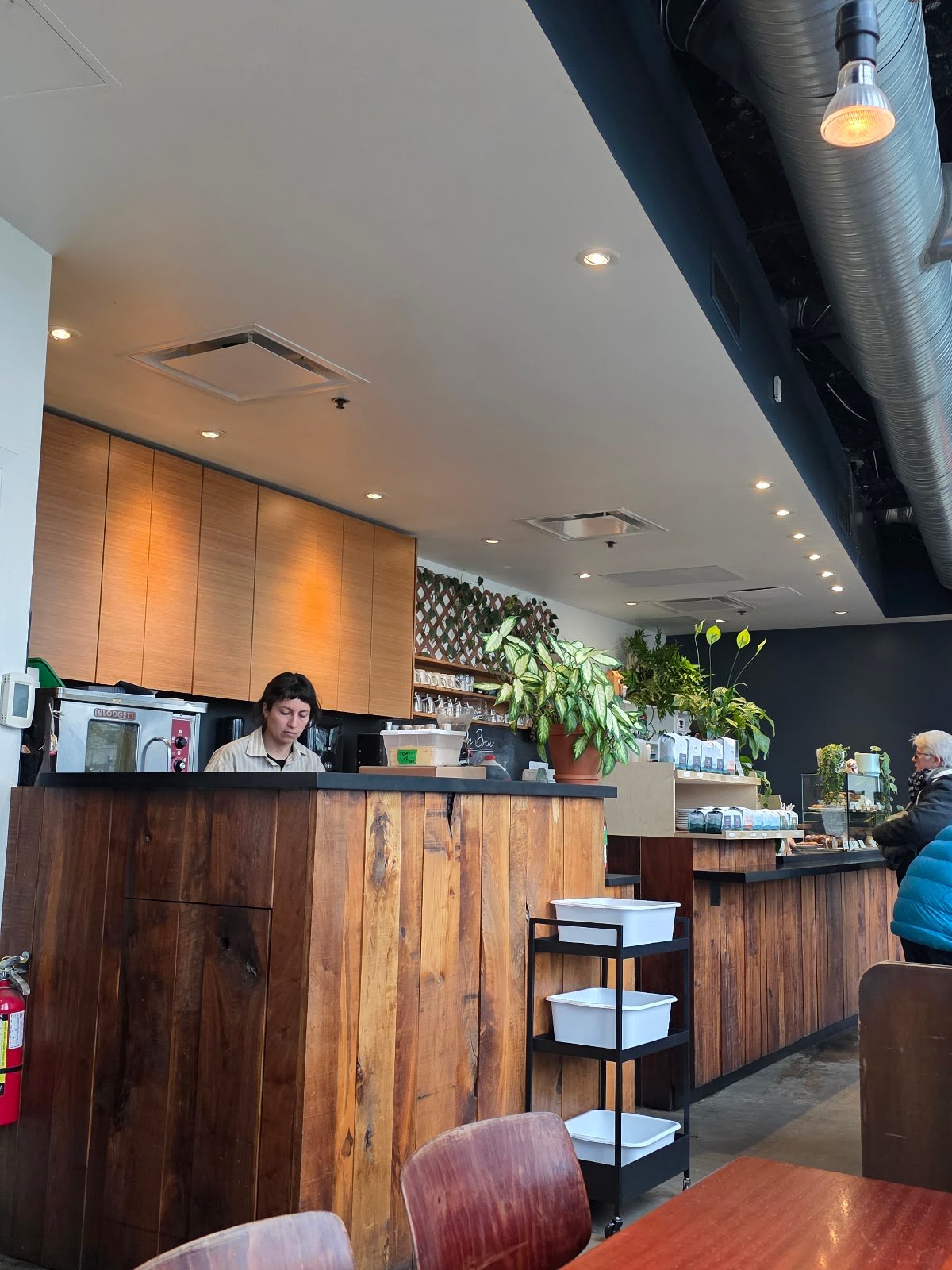 Elysian Coffee - Fifth & Burrard specialty coffee shop in Vancouver - photo 4