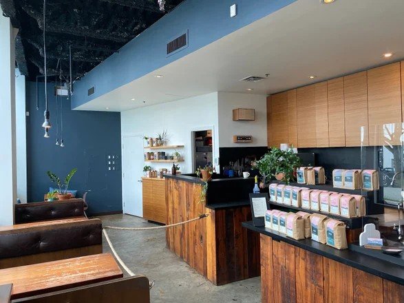 Elysian Coffee - Fifth & Burrard specialty coffee shop in Vancouver - photo 5