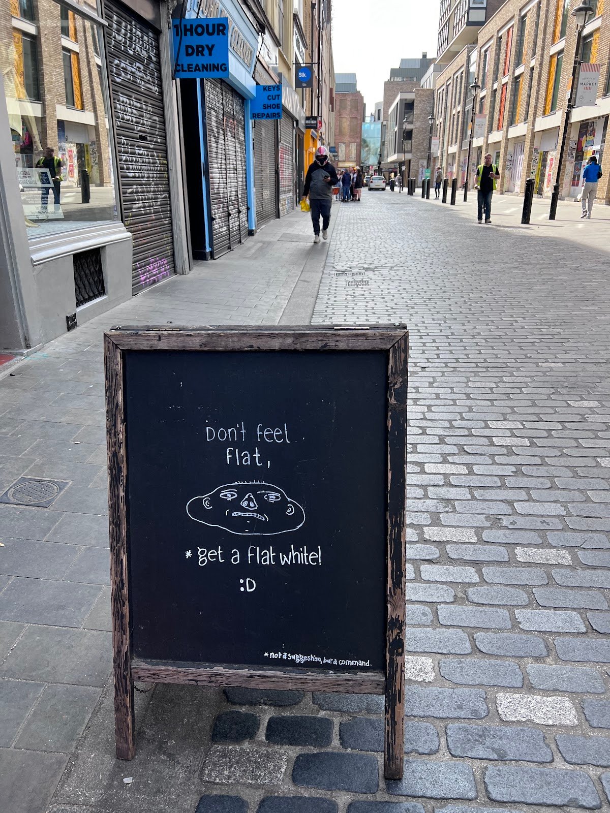 Flat White specialty coffee shop in London - photo 4