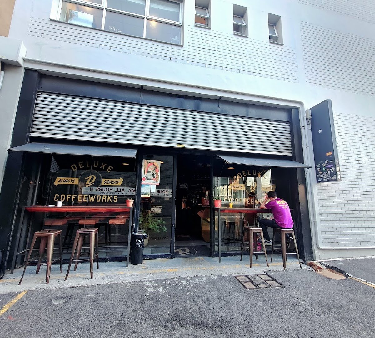 Deluxe Coffeeworks Kloof Street. specialty coffee shop in Cape Town - photo 2