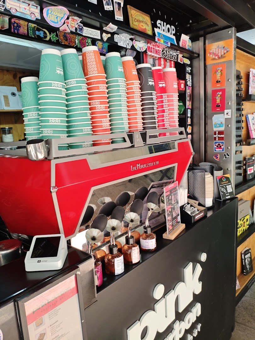 Pink Bourbon - Espresso Bar | Specialty Coffee specialty coffee shop in Madrid - photo 7
