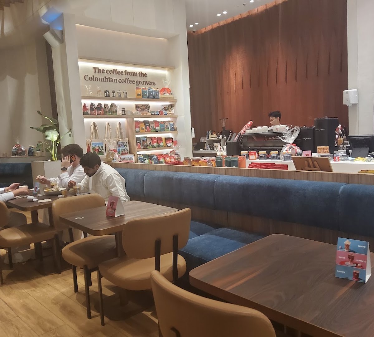 Juan Valdez Cafe | Dubai Mall specialty coffee shop in Dubai - photo 8