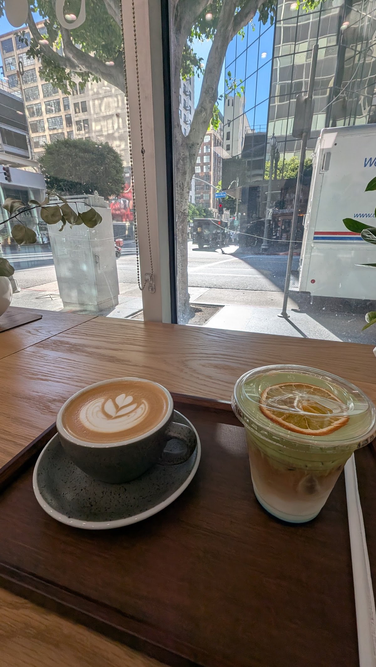 SORO Coffee specialty coffee shop in Los Angeles - photo 10