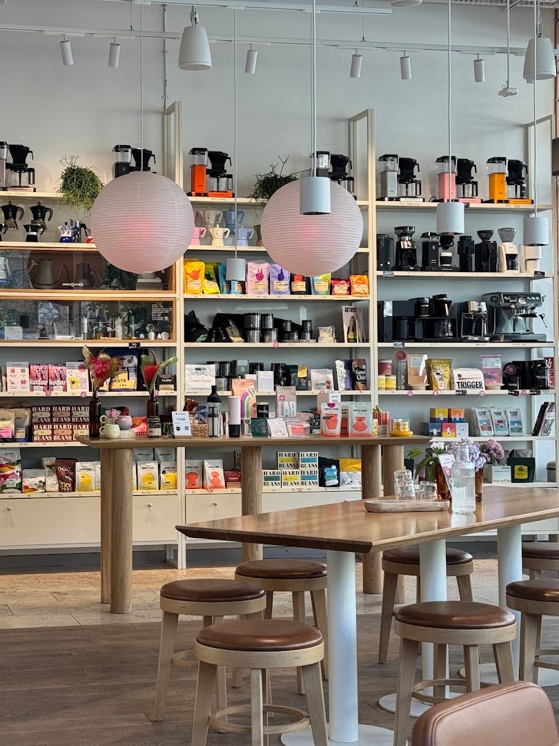 Interior of Coffeedesk Kawiarnia The Form, specialty coffee shop in Warsaw