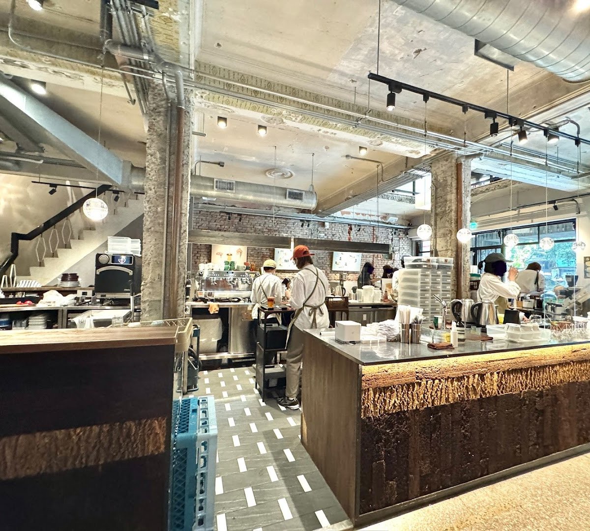 Simple Kaffa Huashan Flagship Store specialty coffee shop in Taipei - photo 5