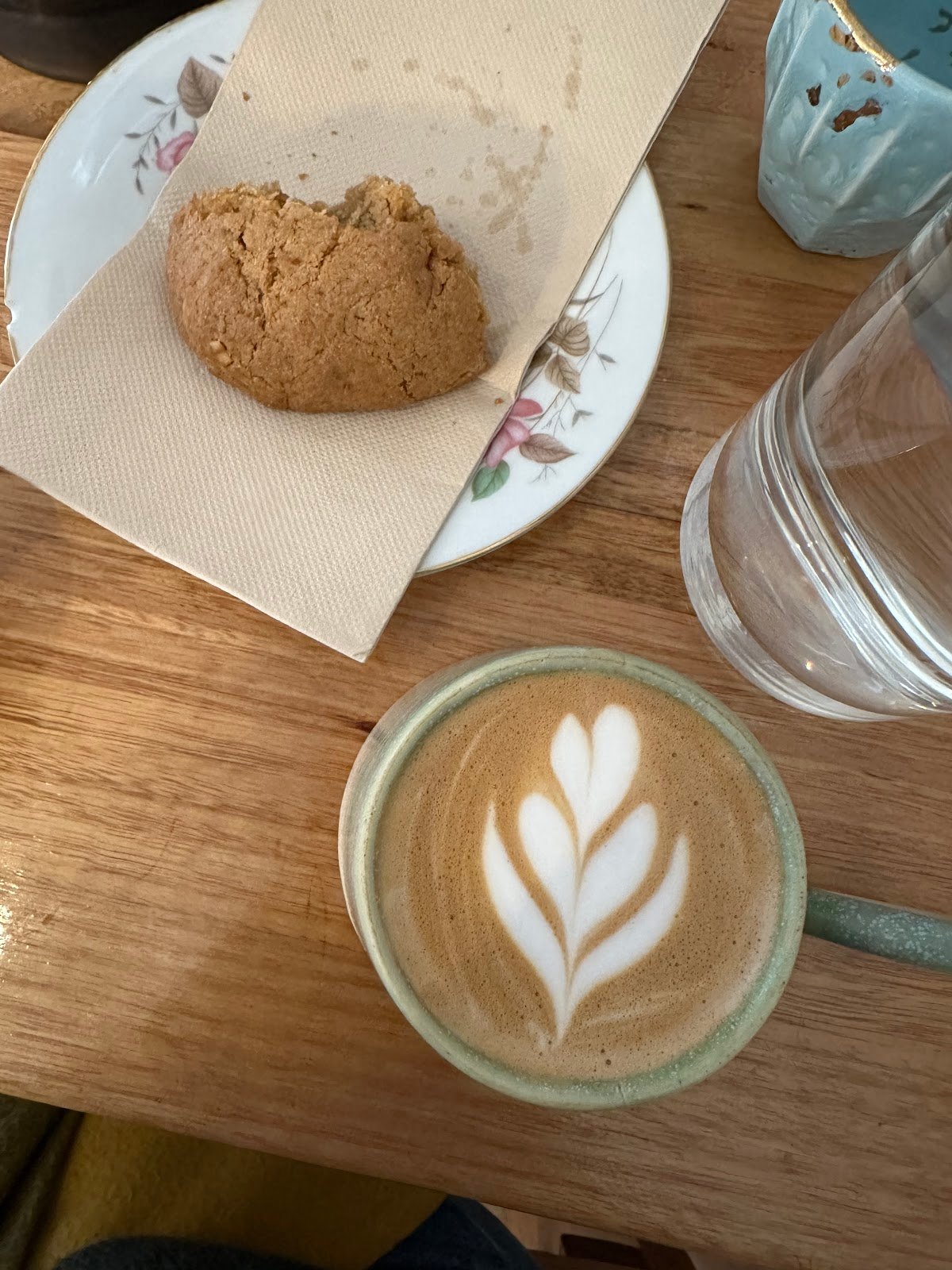 Kōhī no deshi specialty coffee shop in Melbourne - photo 9