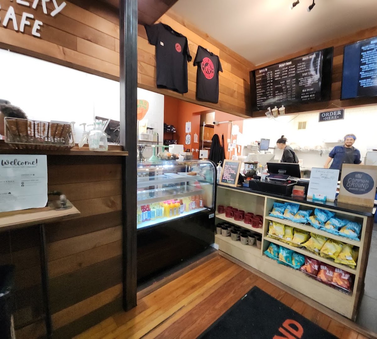 Common Ground Cafe Cooperative specialty coffee shop in Baltimore - photo 4