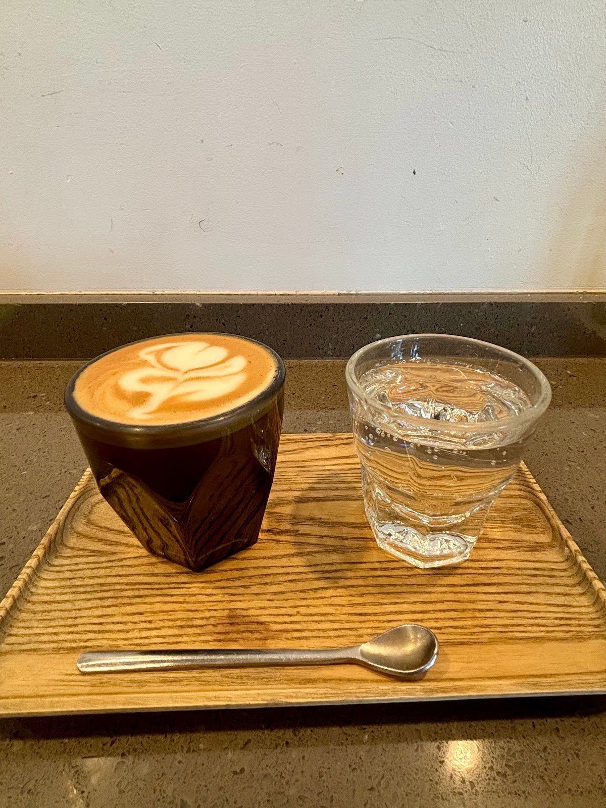 9Bar HNL specialty coffee shop in Honolulu - photo 3