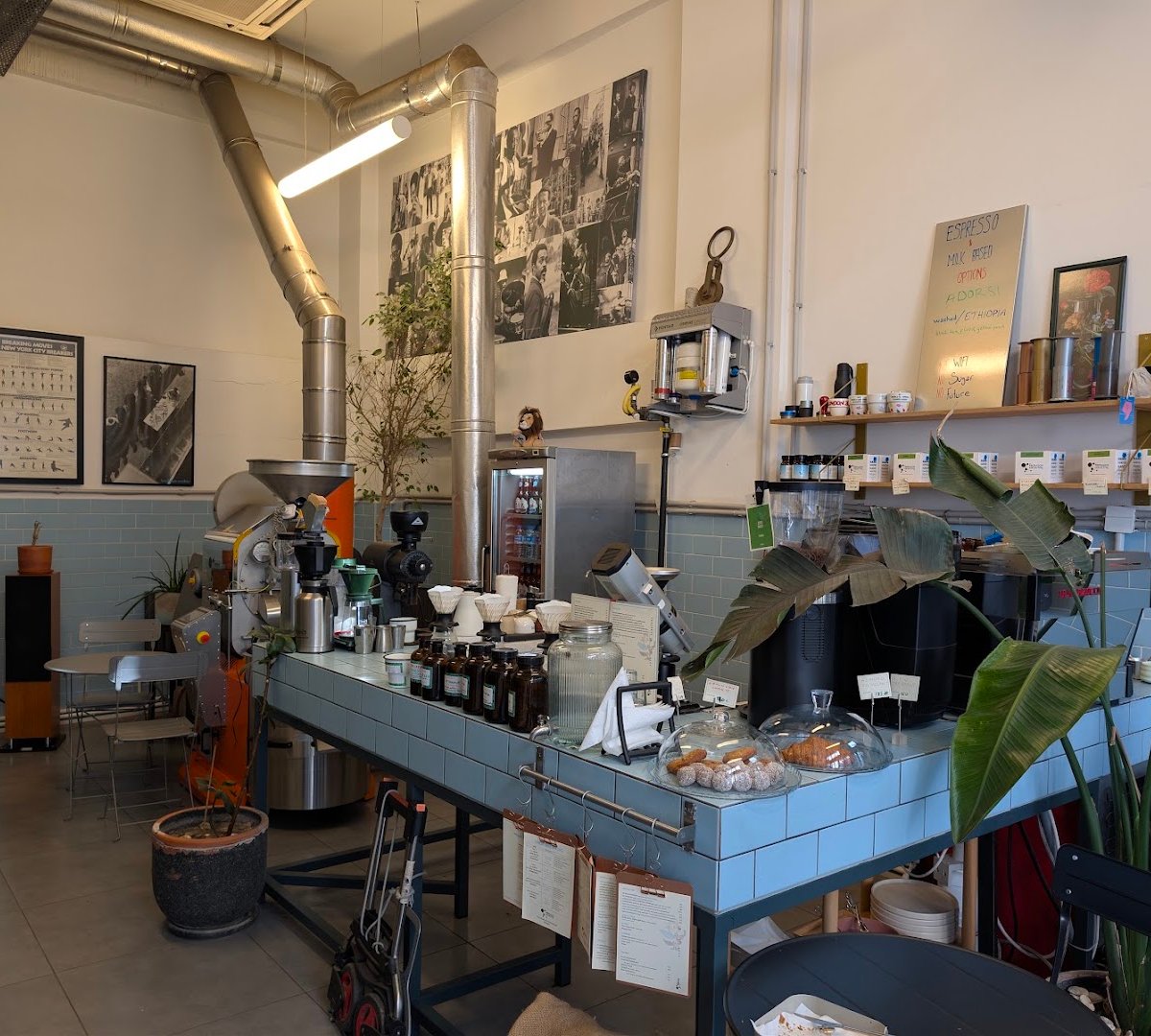 Probador Colectiva Cafe specialty coffee shop in Istanbul - photo 4