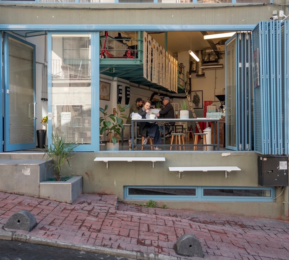 Probador Colectiva Cafe specialty coffee shop in Istanbul - photo 7