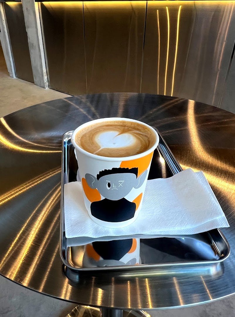 Chicken Roast Coffee - Flagship Store specialty coffee shop in Bangkok - photo 10