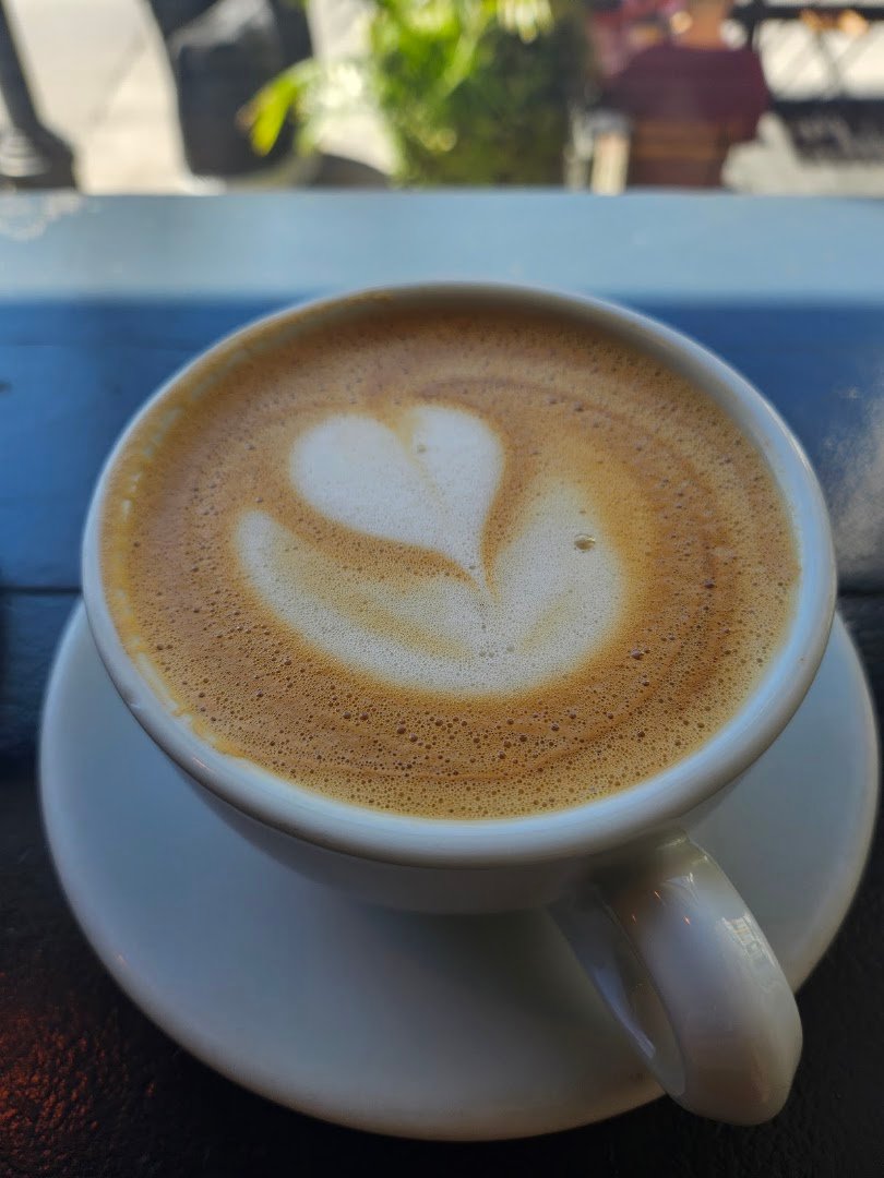 Coffee at Pourquoi Pas espresso bar, specialty coffee shop in Montreal