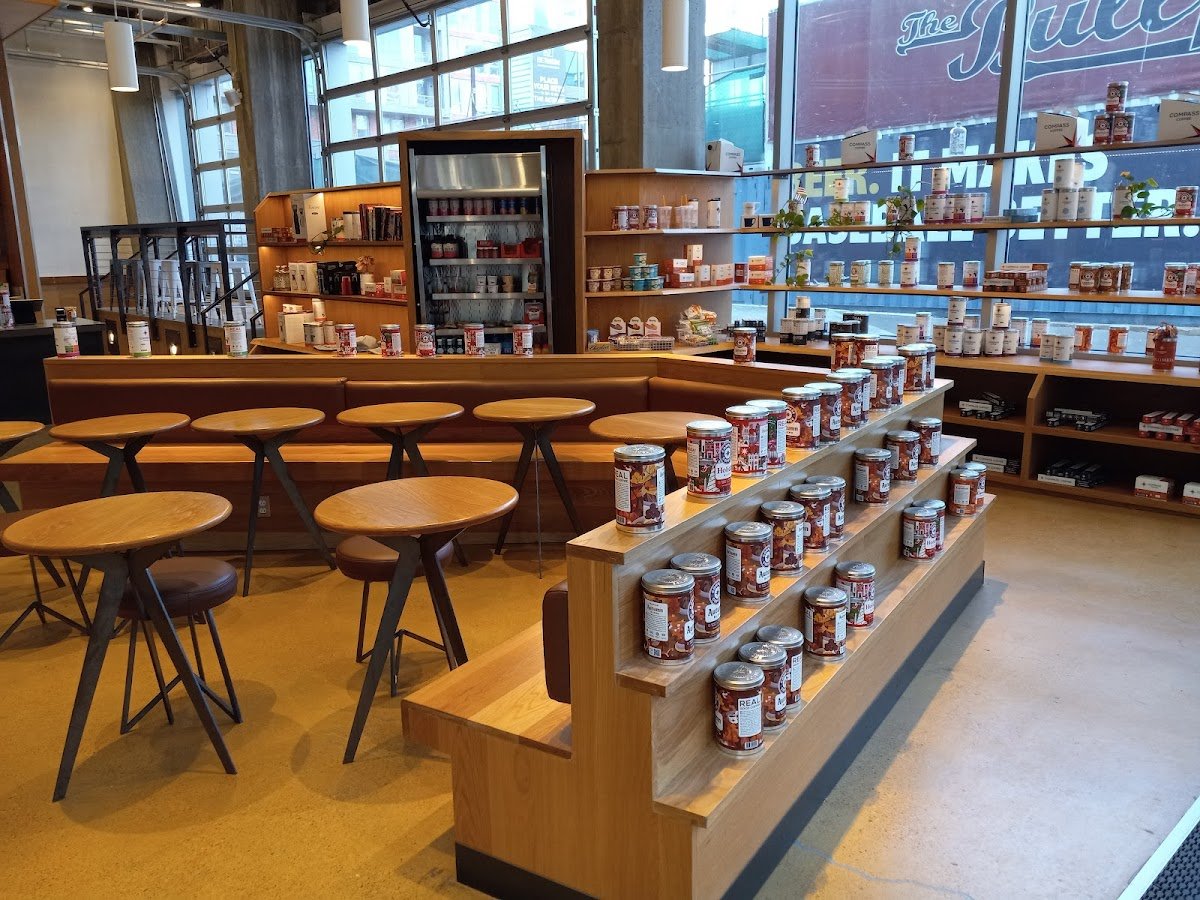 Compass Coffee specialty coffee shop in Washington, D.C. - photo 5