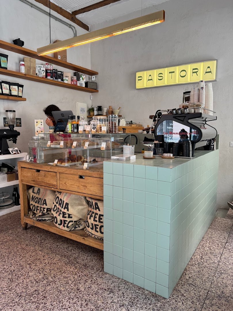 PASTORA – Café & Bottle Shop specialty coffee shop in Madrid - photo 7