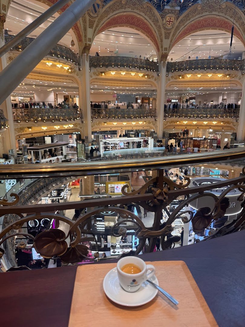 Coutume Galeries Lafayette | Torréfacteur | Coffee shop specialty coffee shop in Paris - photo 4