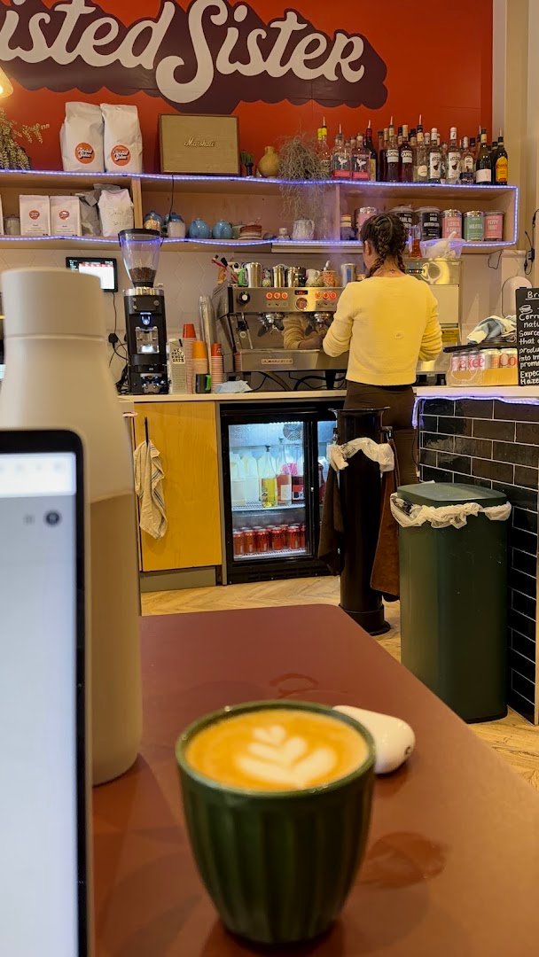 Twisted Sister Cafe specialty coffee shop in London - photo 4