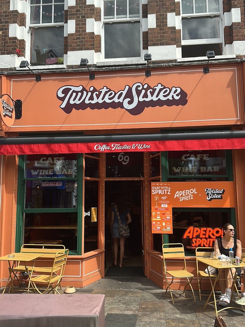 Twisted Sister Cafe specialty coffee shop in London - photo 6