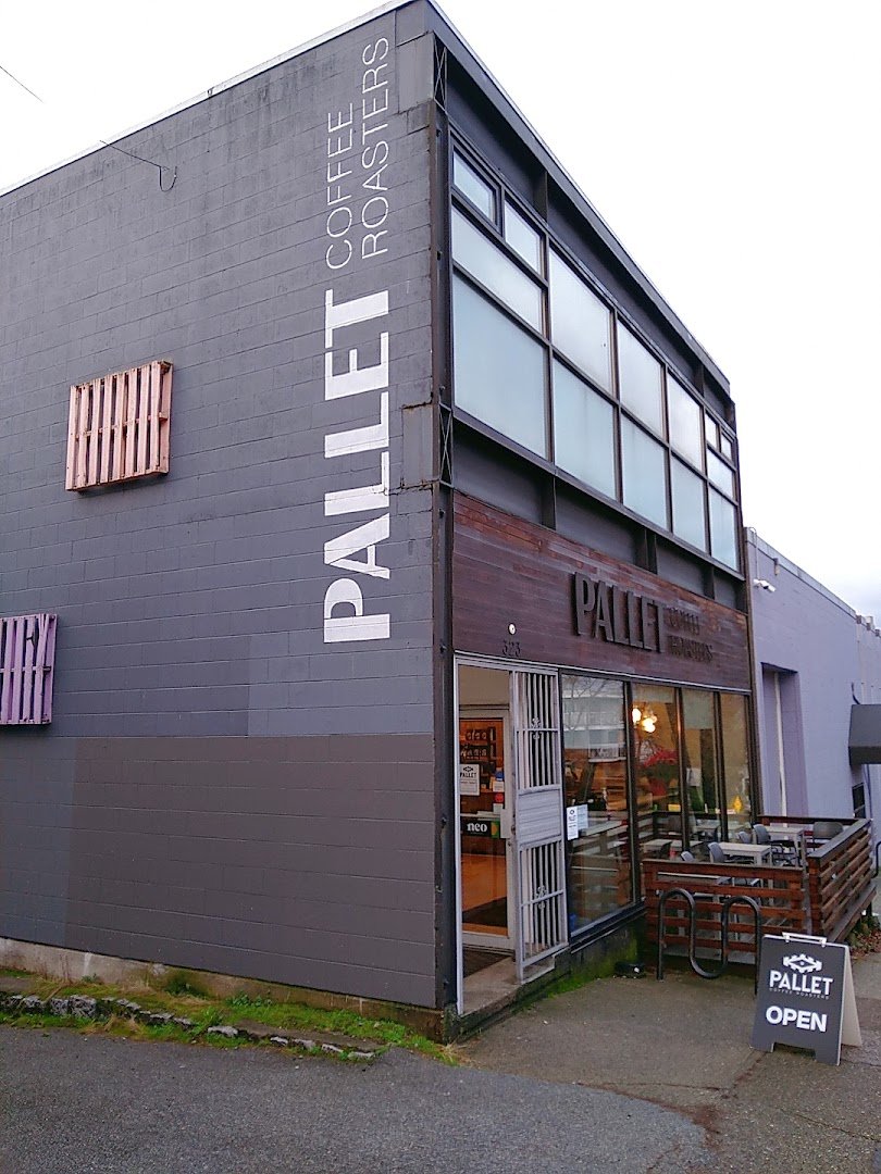 Pallet Coffee Roasters - Semlin Drive specialty coffee shop in Vancouver - photo 8