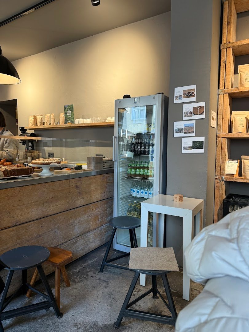 THE BARN Café Mitte specialty coffee shop in Berlin - photo 14