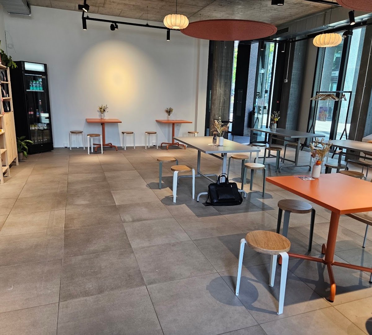 Interior of Rent a Barista Coffeeshop Oerlikon, specialty coffee shop in Zurich