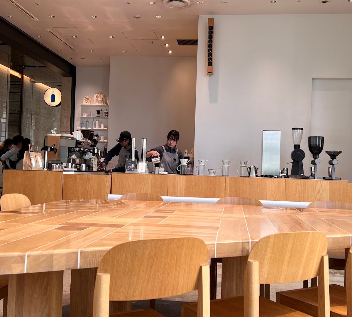 Interior of Blue Bottle Coffee - Takeshiba Cafe, specialty coffee shop in Tokyo