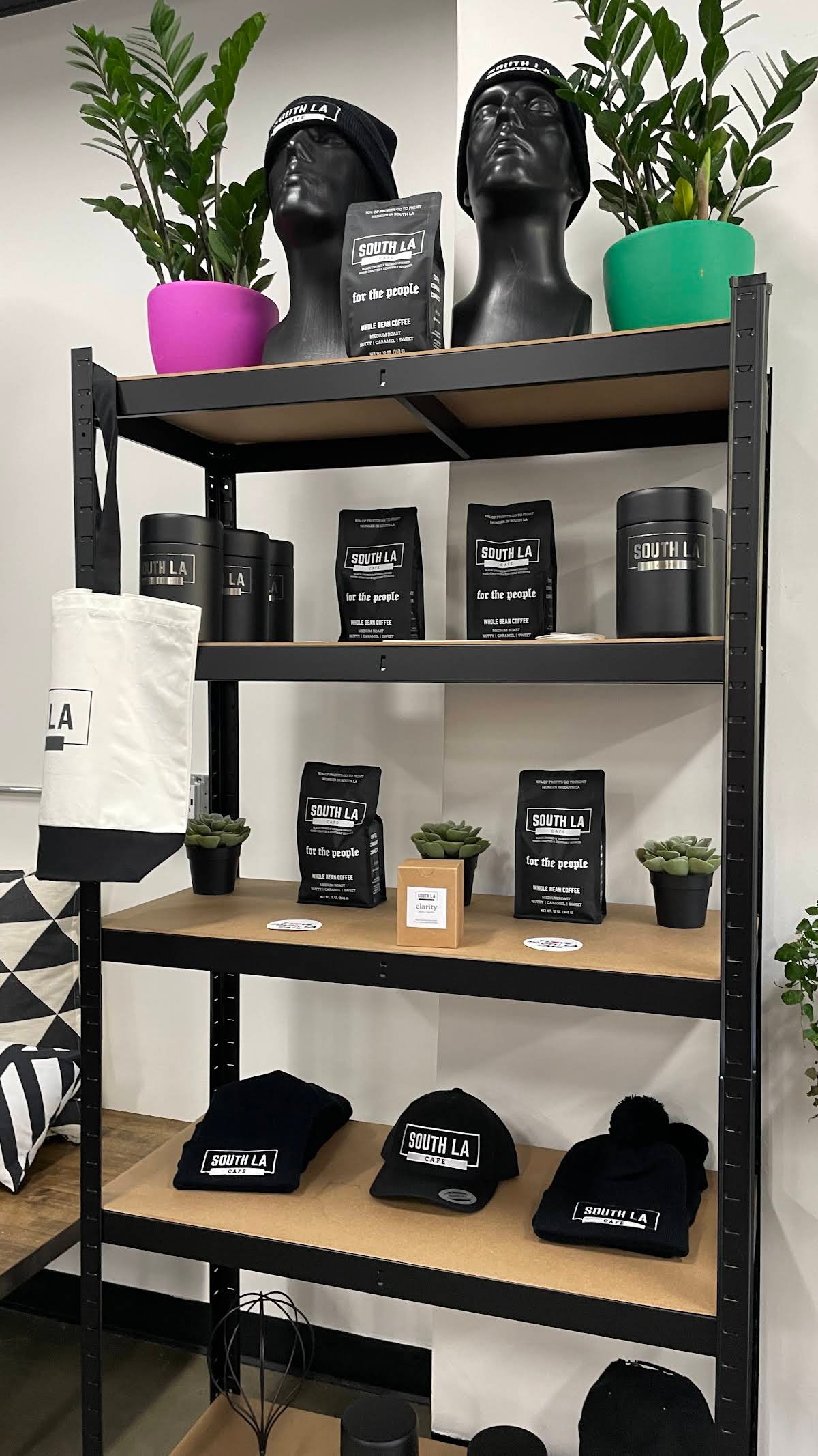 Coffee Community Connection specialty coffee shop in Los Angeles - photo 5