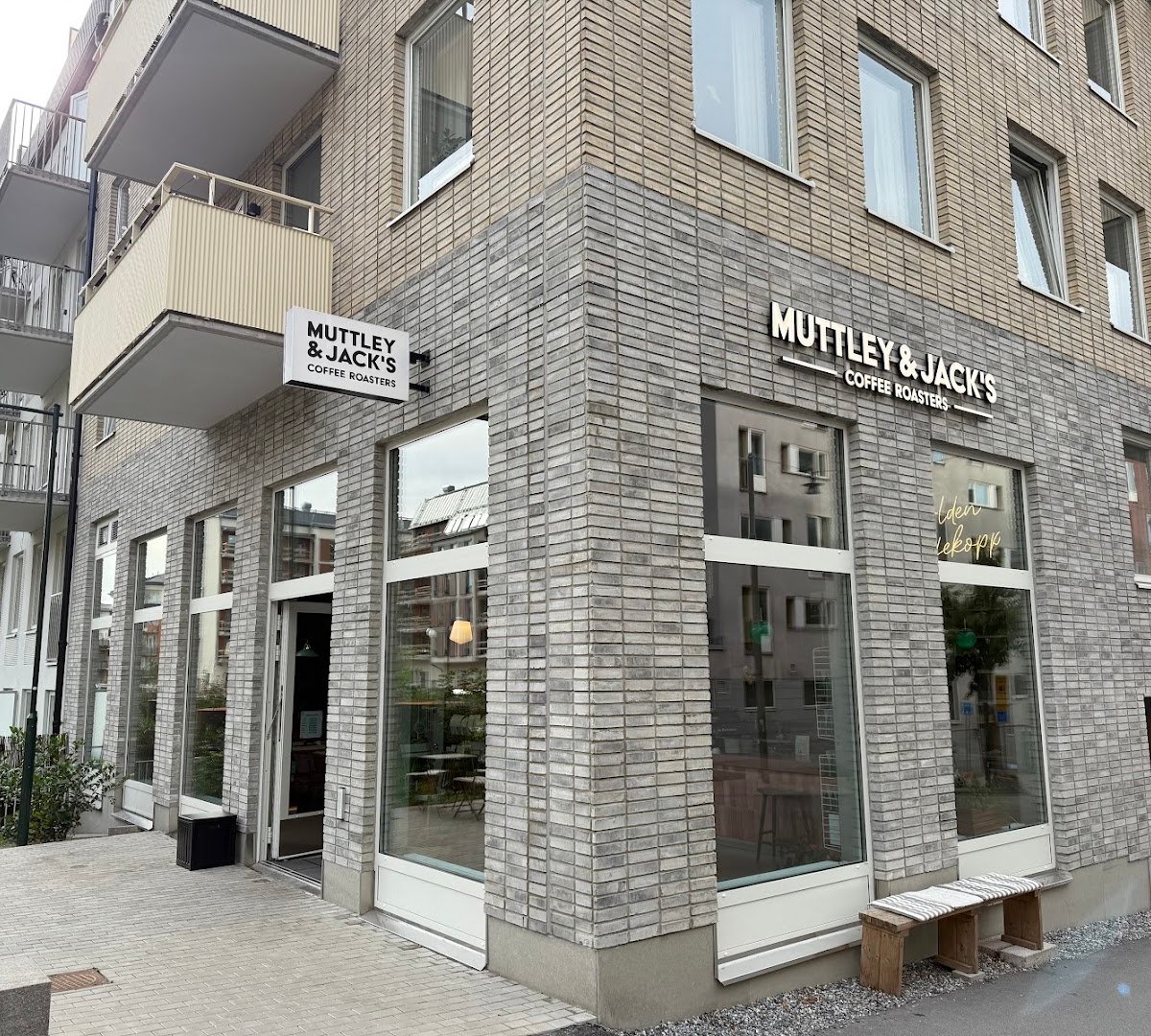 Storefront of Muttley & Jack's Coffee Roasters, specialty coffee shop in Stockholm