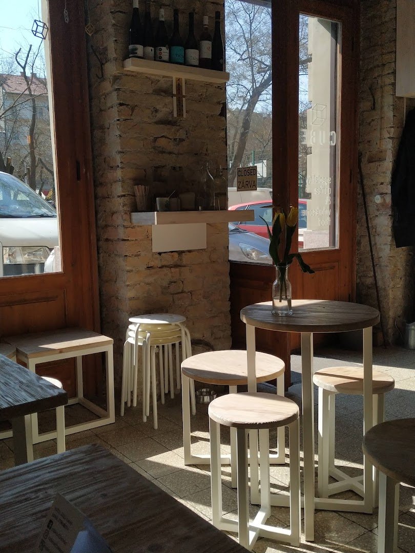 Cube Coffee Bar - specialty coffee shop specialty coffee shop in Budapest - photo 9
