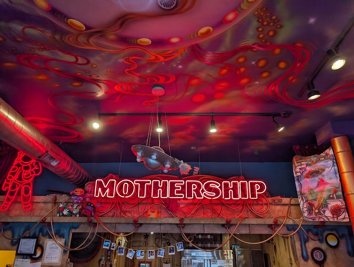 Dark Matter Coffee - The Mothership specialty coffee shop in Chicago - photo 7